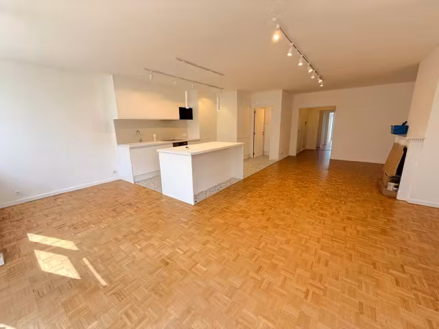 Elegant apartment near the Ixelles Ponds - 9