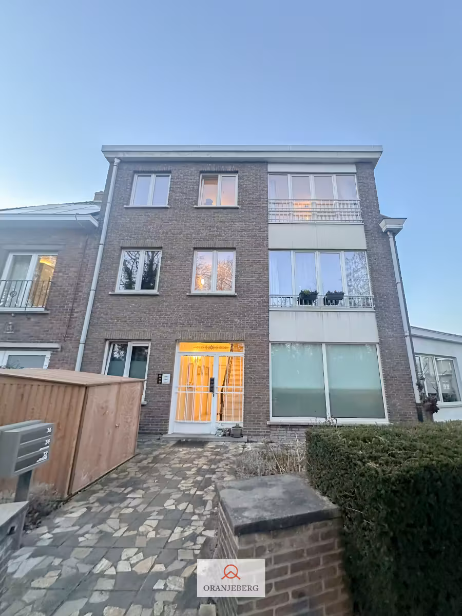 Rustig gelegen 2 slpk appartement te Gentbrugge - 2