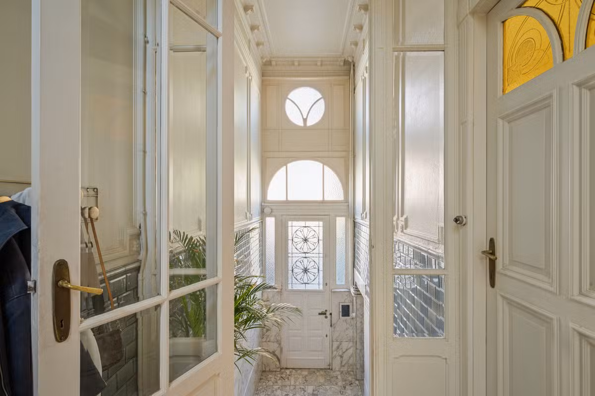 Maison charmante avec cinq chambres à coucher et jardin - 5