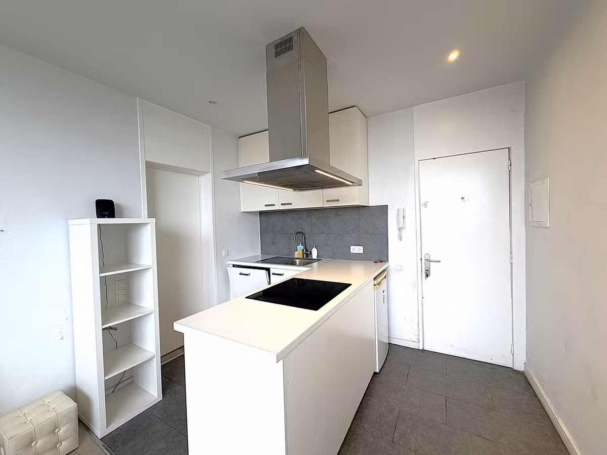Gemeubileerde penthouse met terras en parkeerplaats - 3