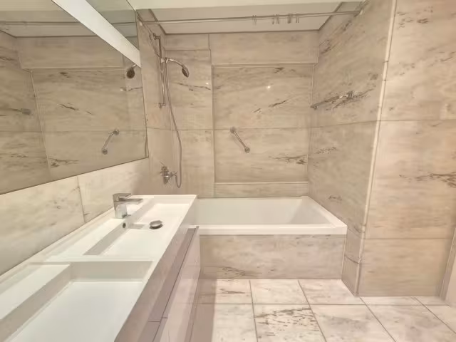 APPARTEMENT - TE HUUR - 1180 UKKEL - € 2.600 - 6