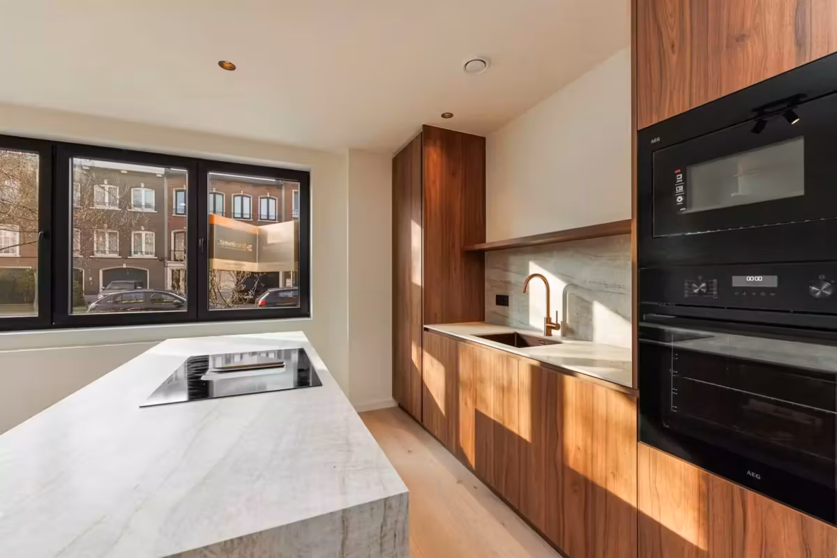 Gerenoveerd appartement met tuin en fietsenberging - 4