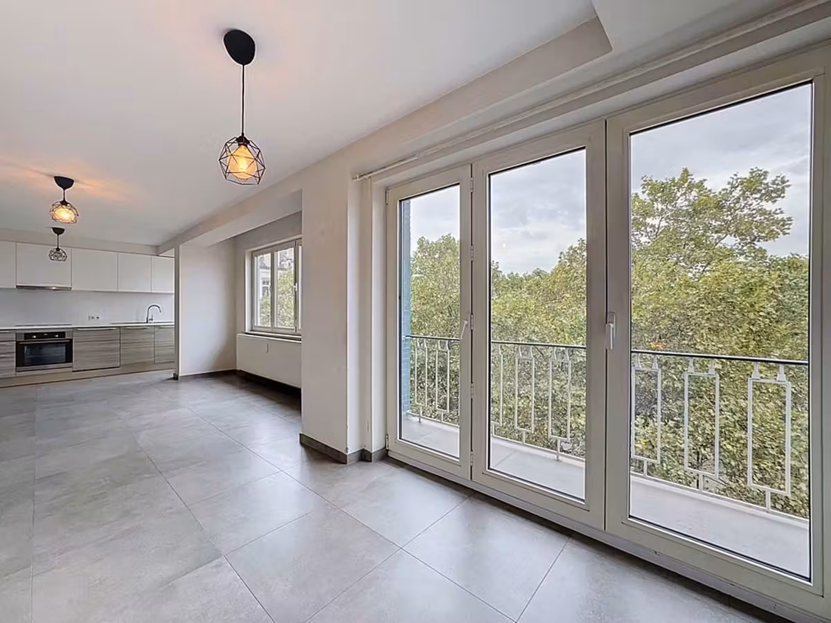 One-bedroom apartment in Saint-Gilles - 6
