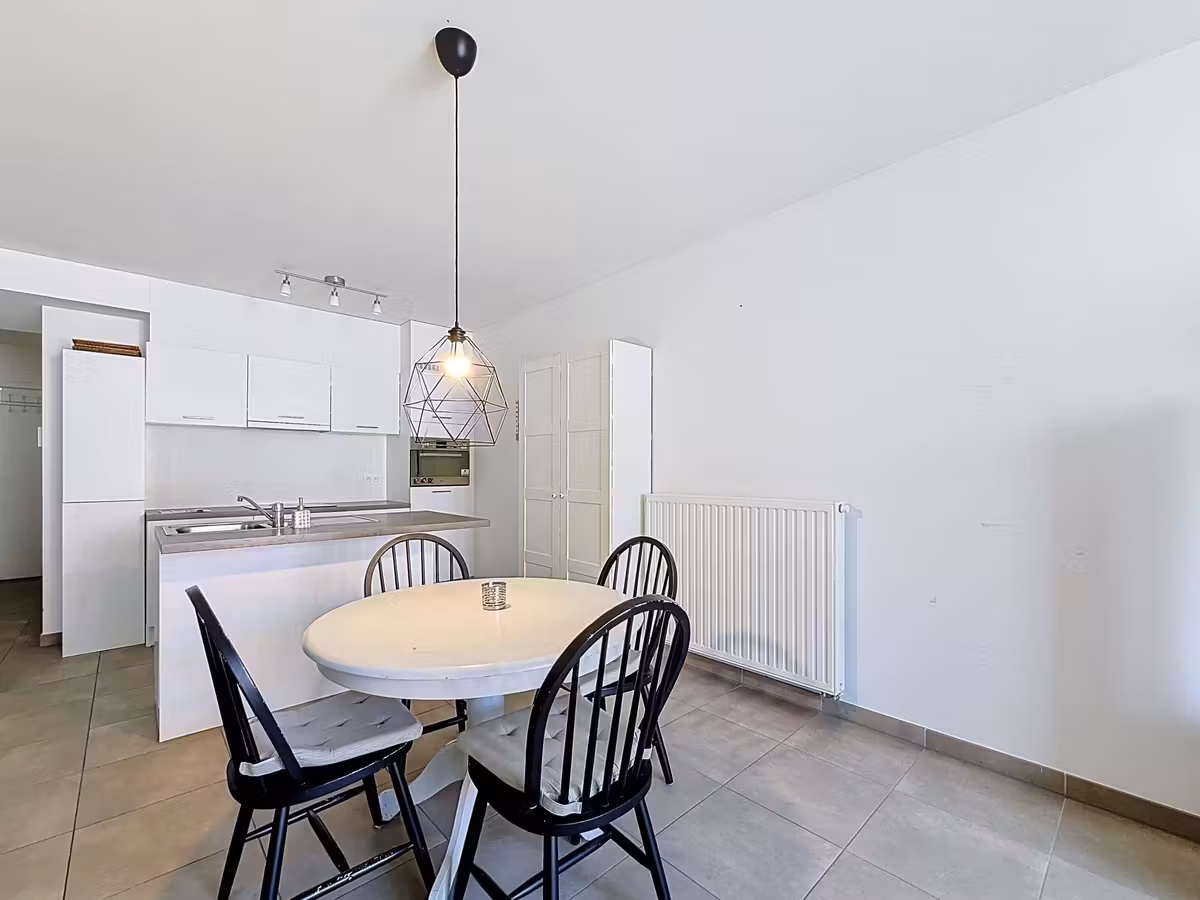 Lichtrijk 1 slaapkamer appartement te huur in Antwerpen met terras - 12
