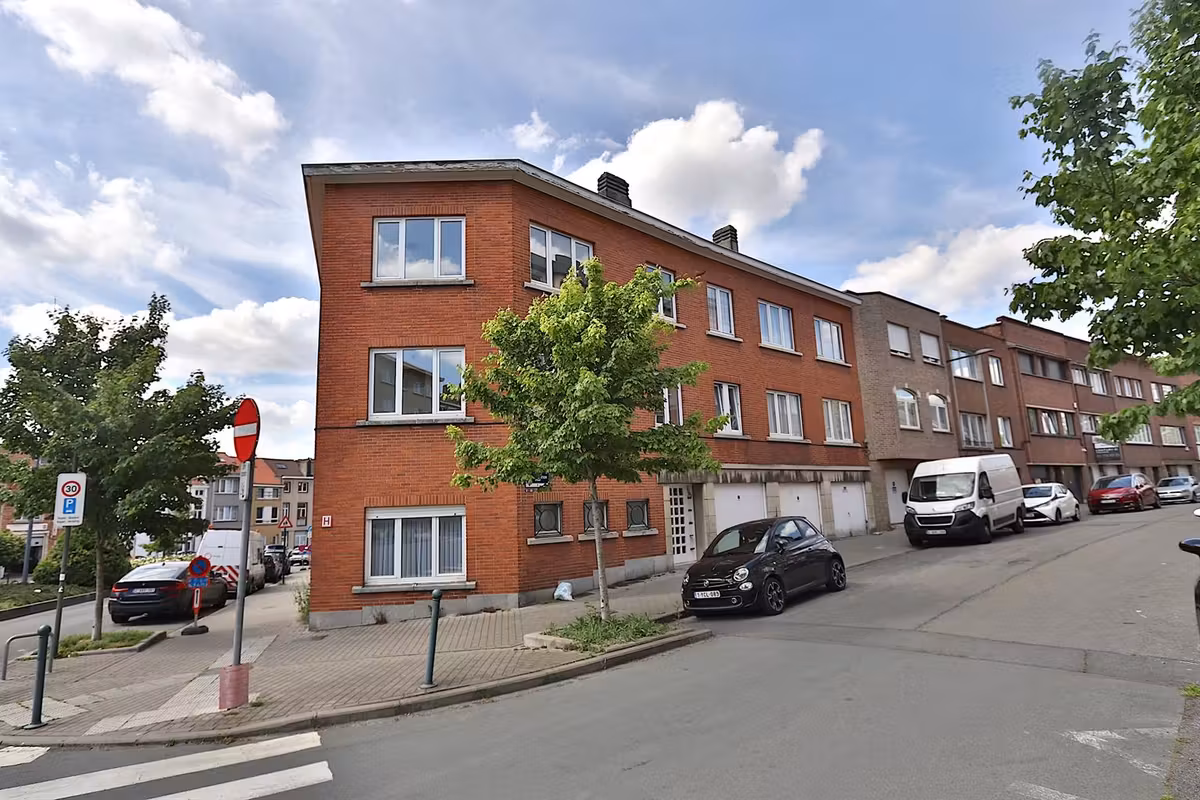 Ruime studio te huur in Etterbeek - 15