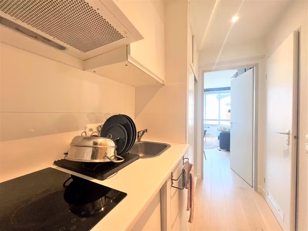 Beautiful furnished studio in Saint-Gilles - 2