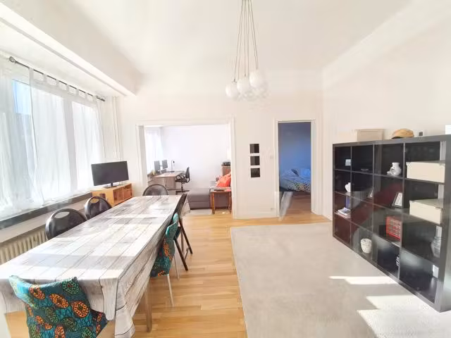 APPARTEMENT - TE HUUR - 1180 UKKEL - € 1.590