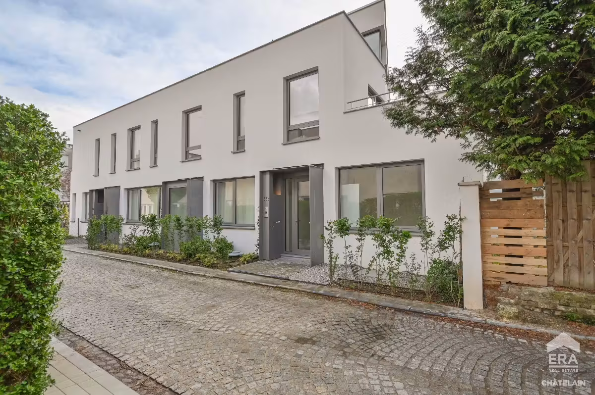 Gloednieuw appartement met tuin in Ukkel - 14