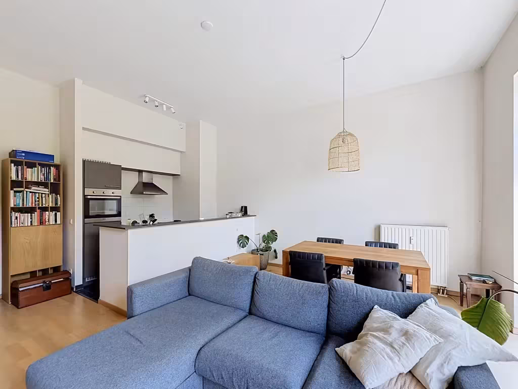 Appartement te huur in Sint-Jans-Molenbeek met terras en parking - 9