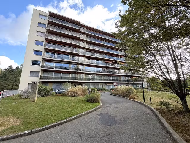 Furnished renovated apartment with terrace - 8