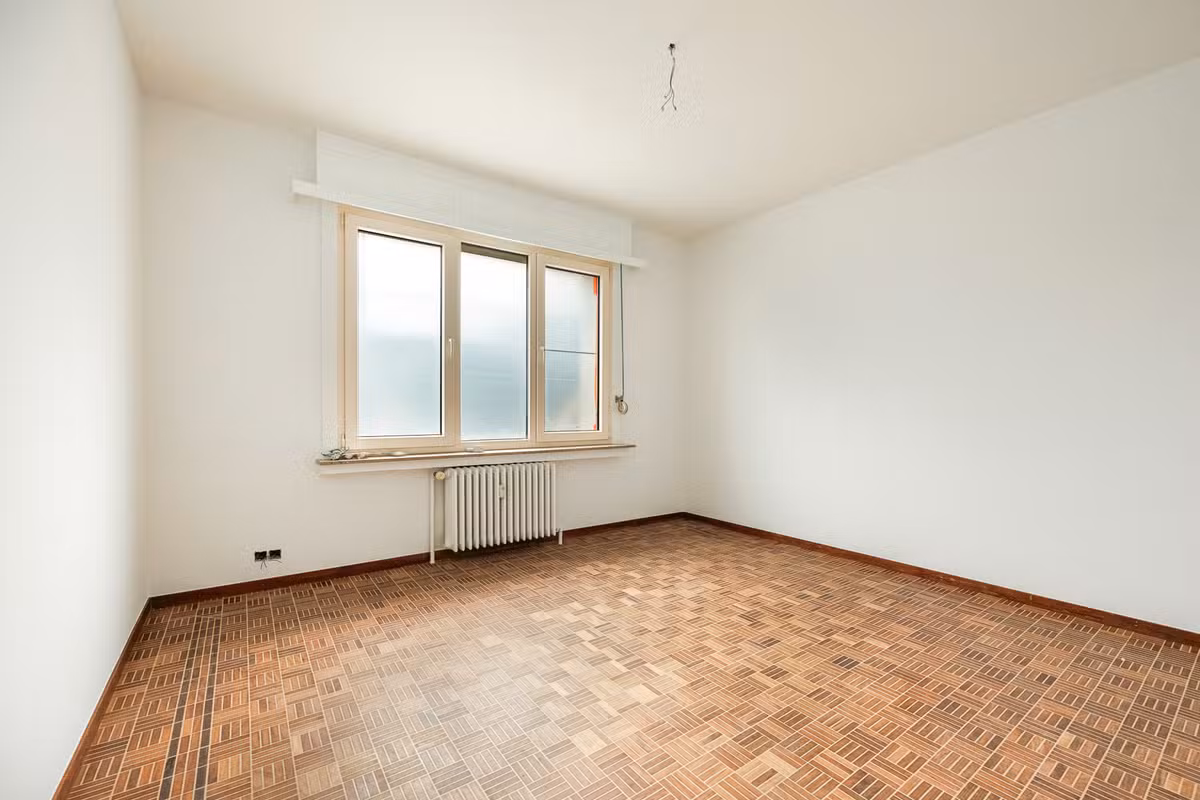 Appartement rénové au rez-de-chaussée avec jardin - 4