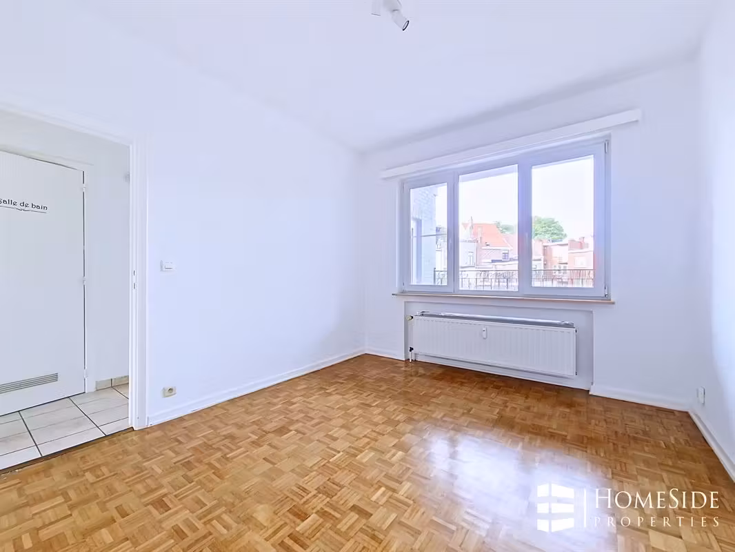 Appartement te huur in Laken - 8