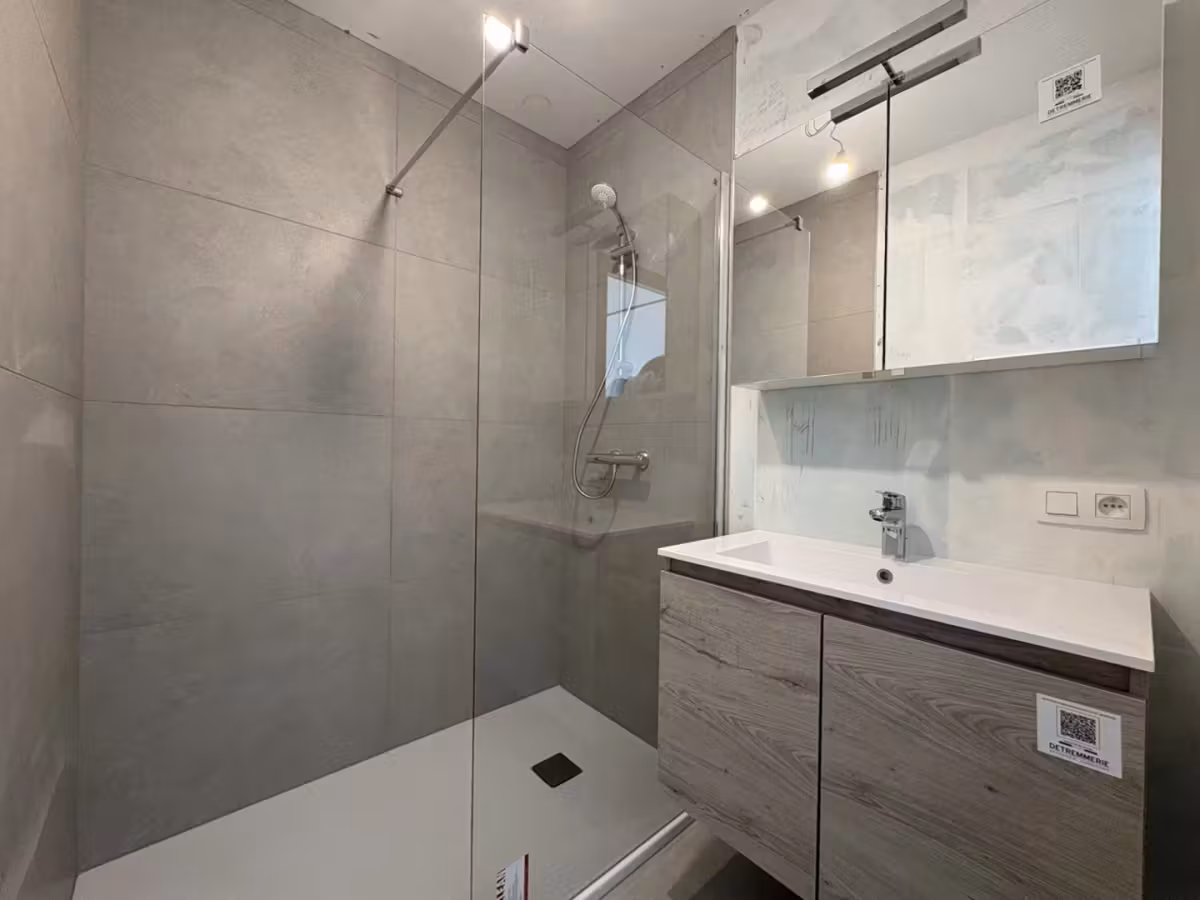 Nieuwbouwappartement met 2 slpk en terras te huur Zwijnaarde - 4