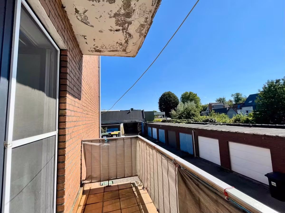 Gerenoveerd appartement met twee slaapkamers en terras - 14