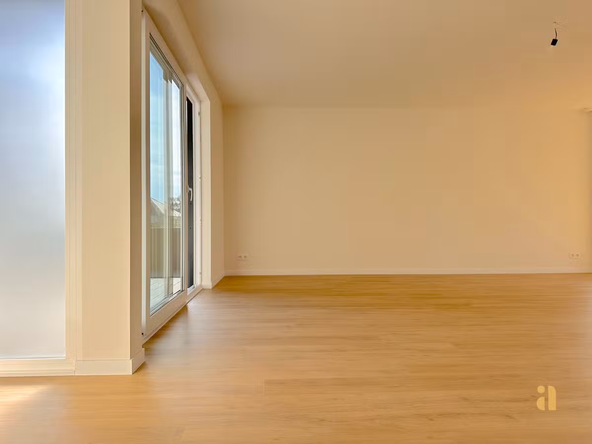 Appartement rénové avec terrasse ensoleillée - 10