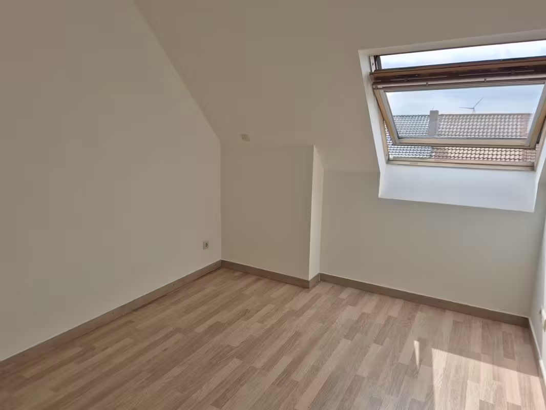 Ruim duplex appartement met zonnig terras in Oostakker - 9