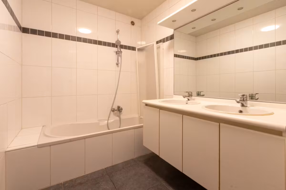 Grand appartement à proximité du parc Ertbrugge - 6