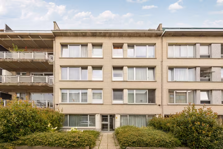 Volledig gerenoveerd appartement in Deurne - 2