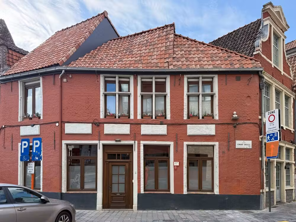 Bemeubelde 18de-eeuwse karakterwoning in hartje Gent - 2