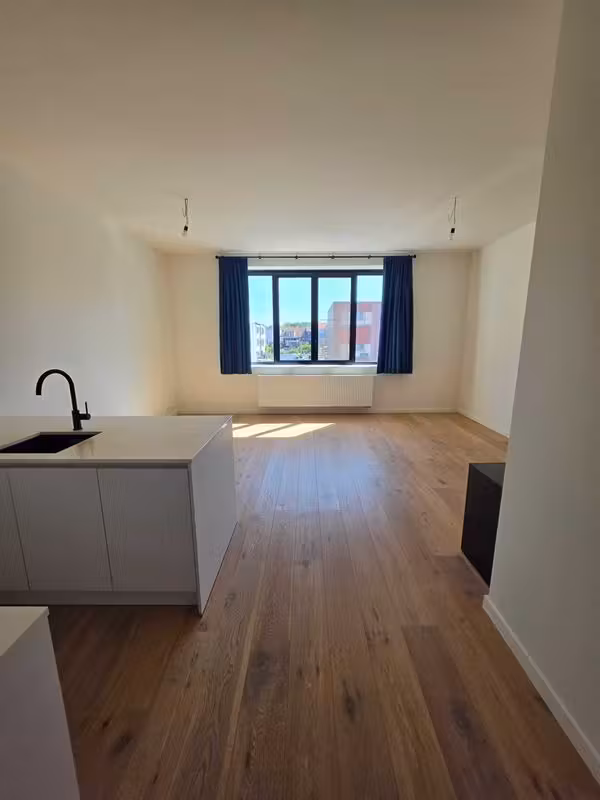 Gerenoveerd appartement met terras in Wilrijk - 7