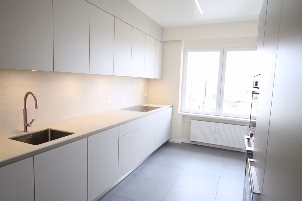 Ruim appartement met 3 slaapkamers in Elsene - 14