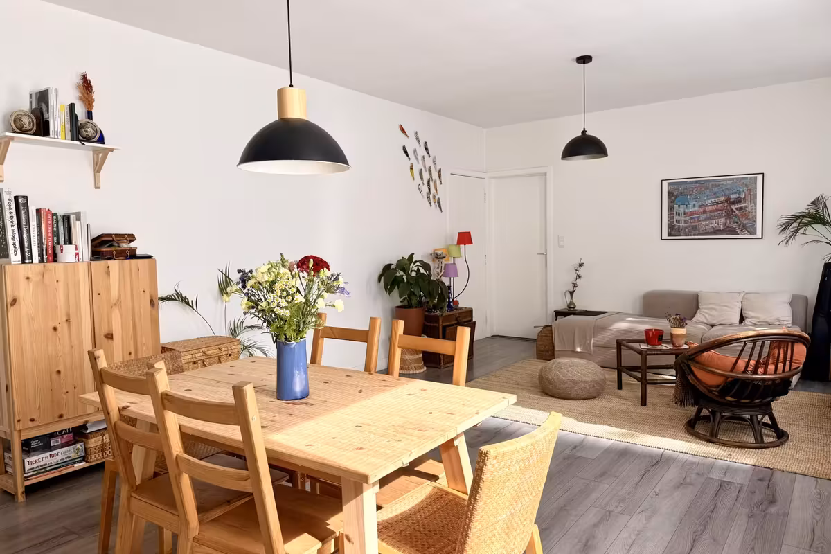 Appartement lumineux avec deux chambres en situation centrale - 3
