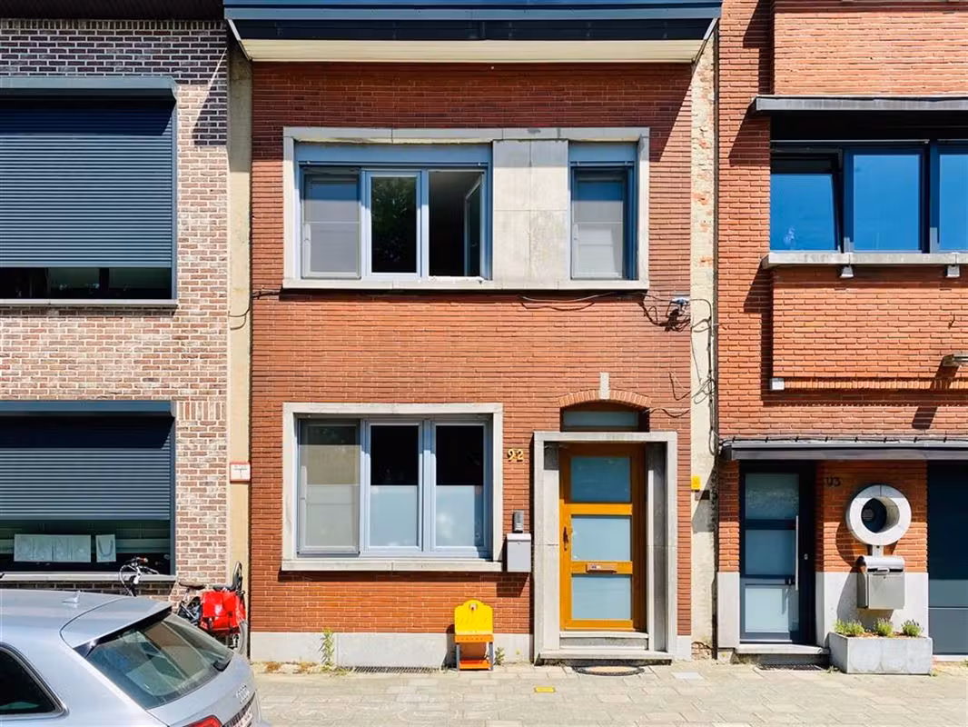 Belle maison avec petit jardin à Berchem - 2