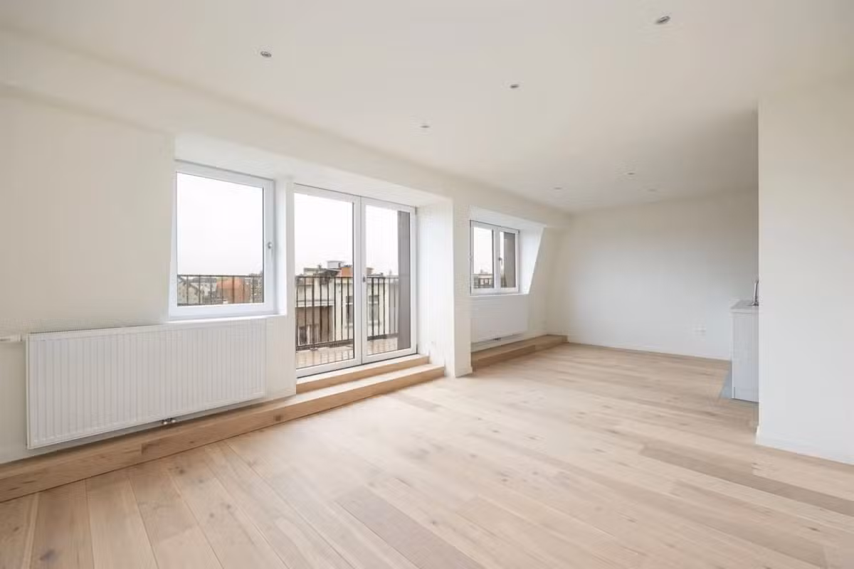 Appartement lumineux avec une chambre à coucher et terrasse - 7