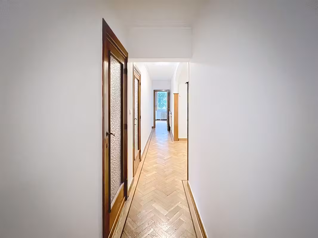 Three-bedroom apartment with loggia - 5