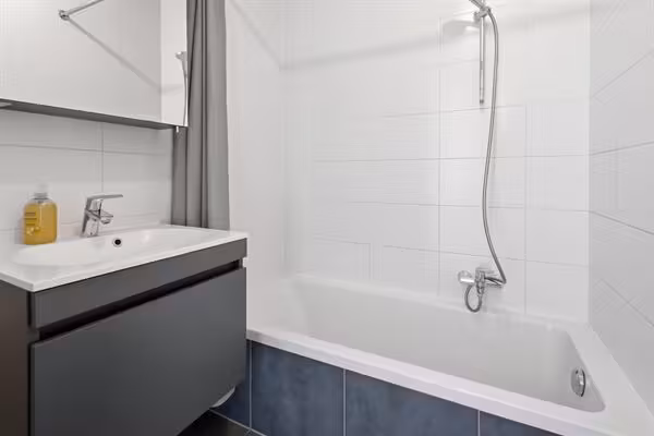 Lichtrijk 1-slaapkamerappartement met ruim terras en staanplaats - 4