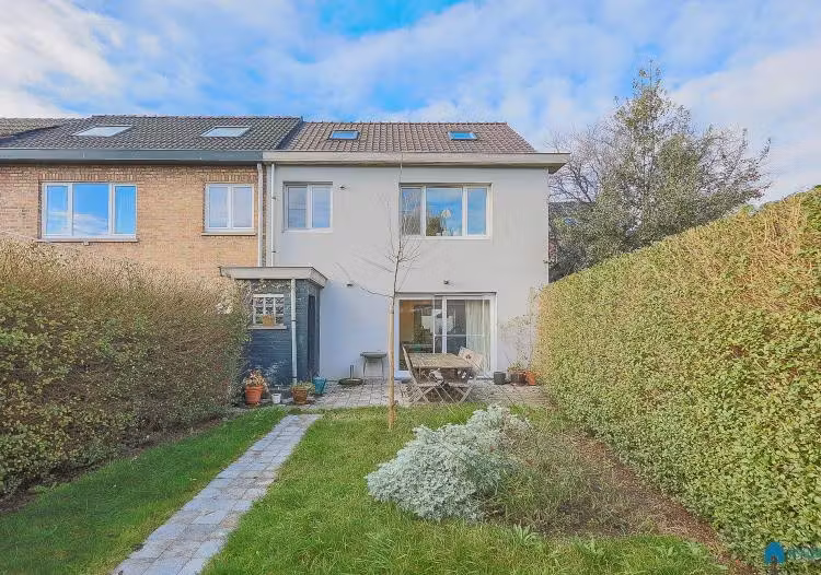 Charmant gerenoveerde woning met ruime tuin - 4