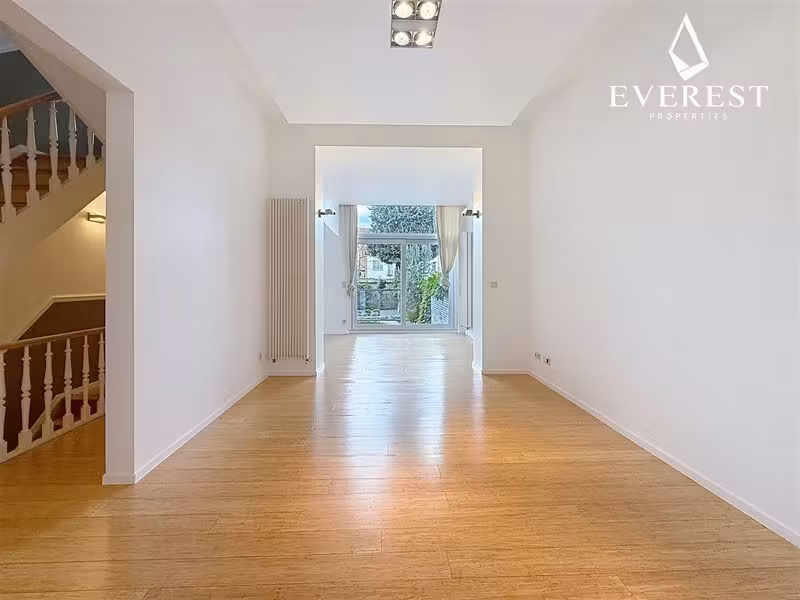 Gerenoveerd huis met tuin nabij ULB - 1