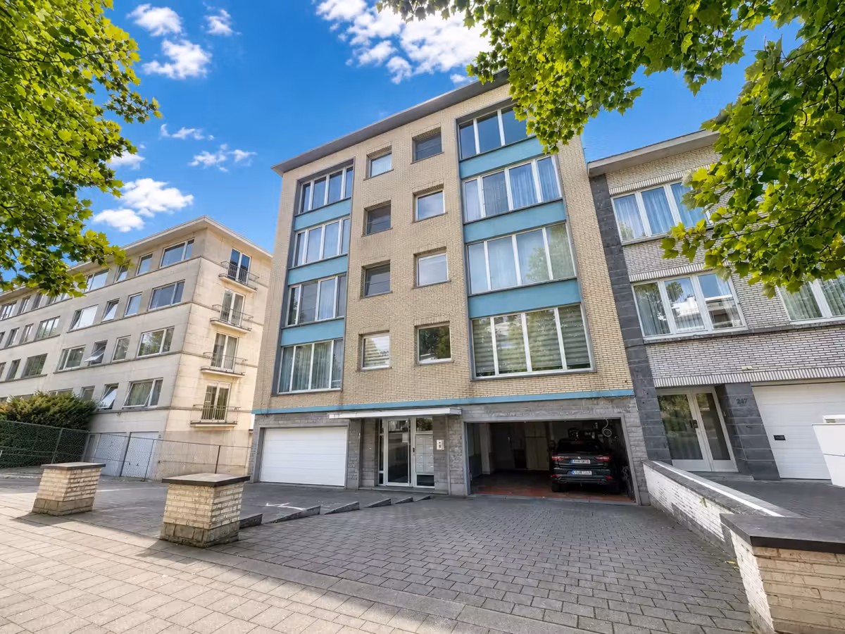 Appartement avec 2 chambres à coucher et parking à louer - 2