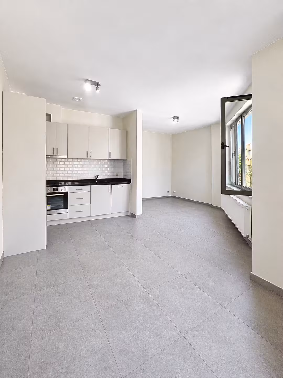 Renovated apartment with terrace in Jette - 8
