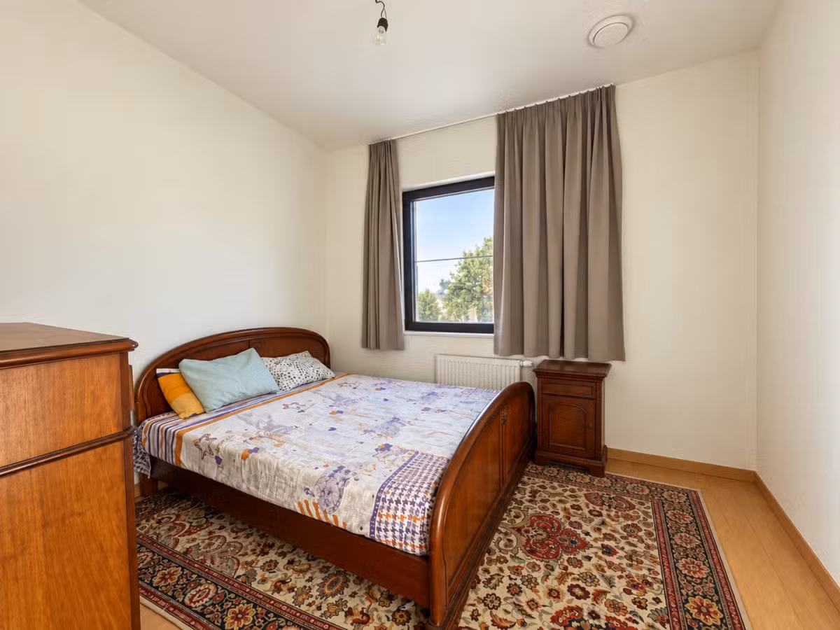 Spacious 3-bedroom apartment with large terrace - 14