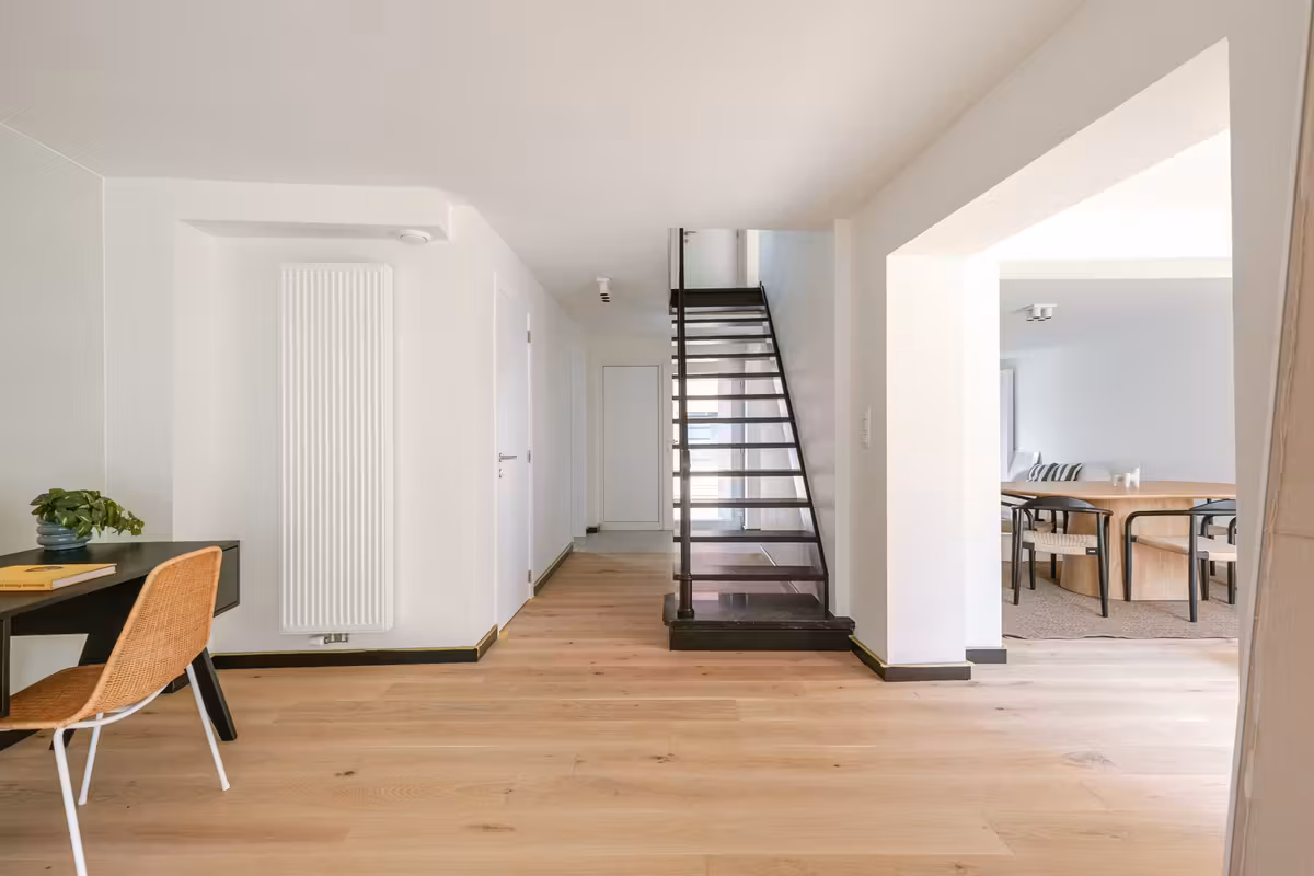 Woning met 5 slaapkamers en grote tuin in hartje Zwijnaarde - 9