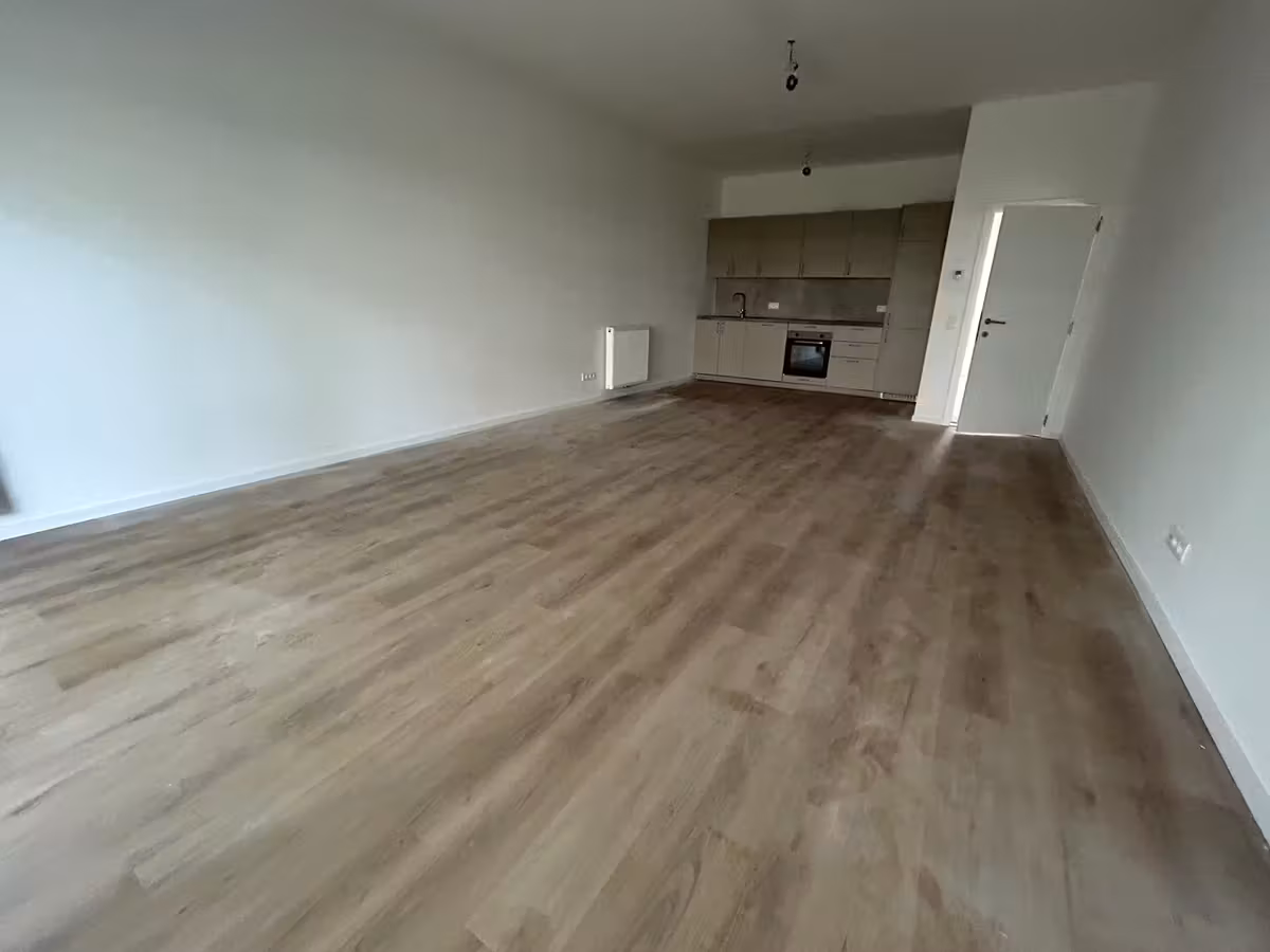 Appartement au rez-de-chaussée rénové avec terrasse - 1