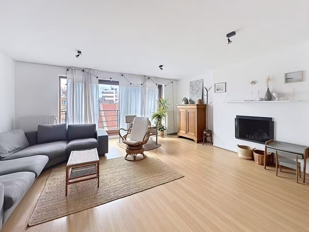 Appartement à Woluwe-Saint-Pierre (1150) - 2