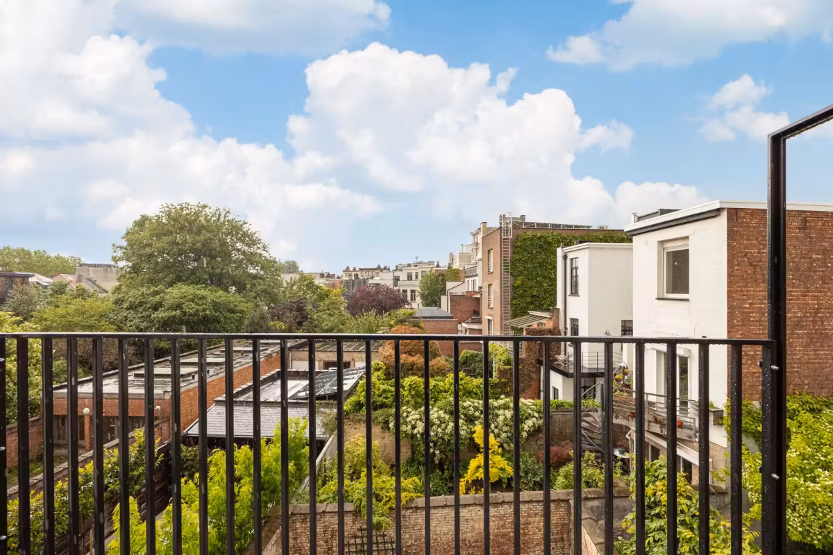 Gerenoveerd appartement met 2 slaapkamers en terras - 13