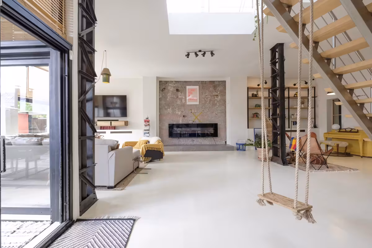 Furnished loft with 3 bedrooms and two terraces - 1