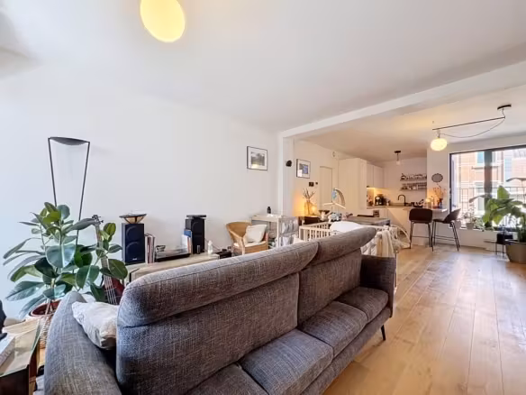Two-bedroom apartment in Forest - 4