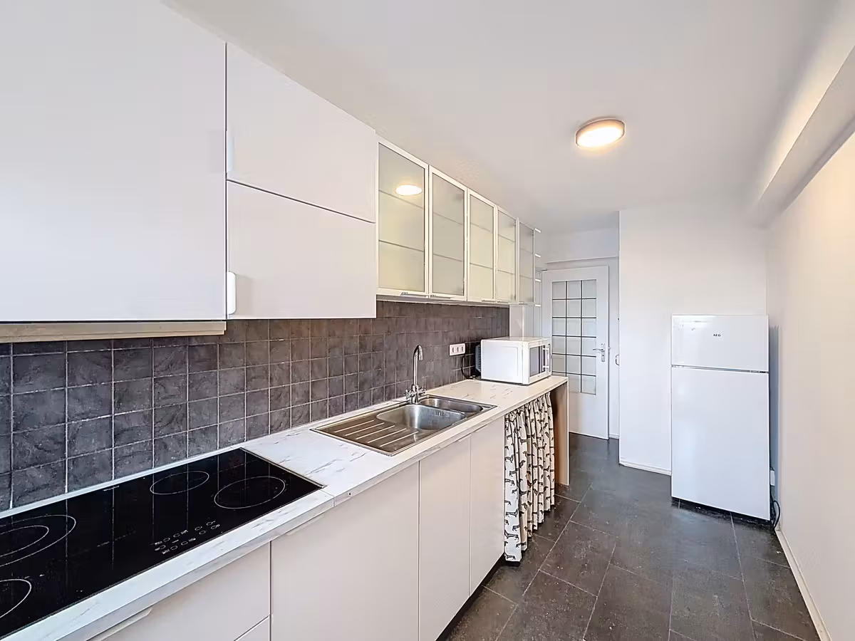 Lichtrijk appartement met terras aan het bruisende Gent Zuid - 11