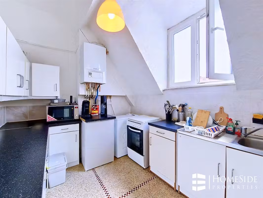Ruim appartement in rustige buurt in Schaarbeek - 3