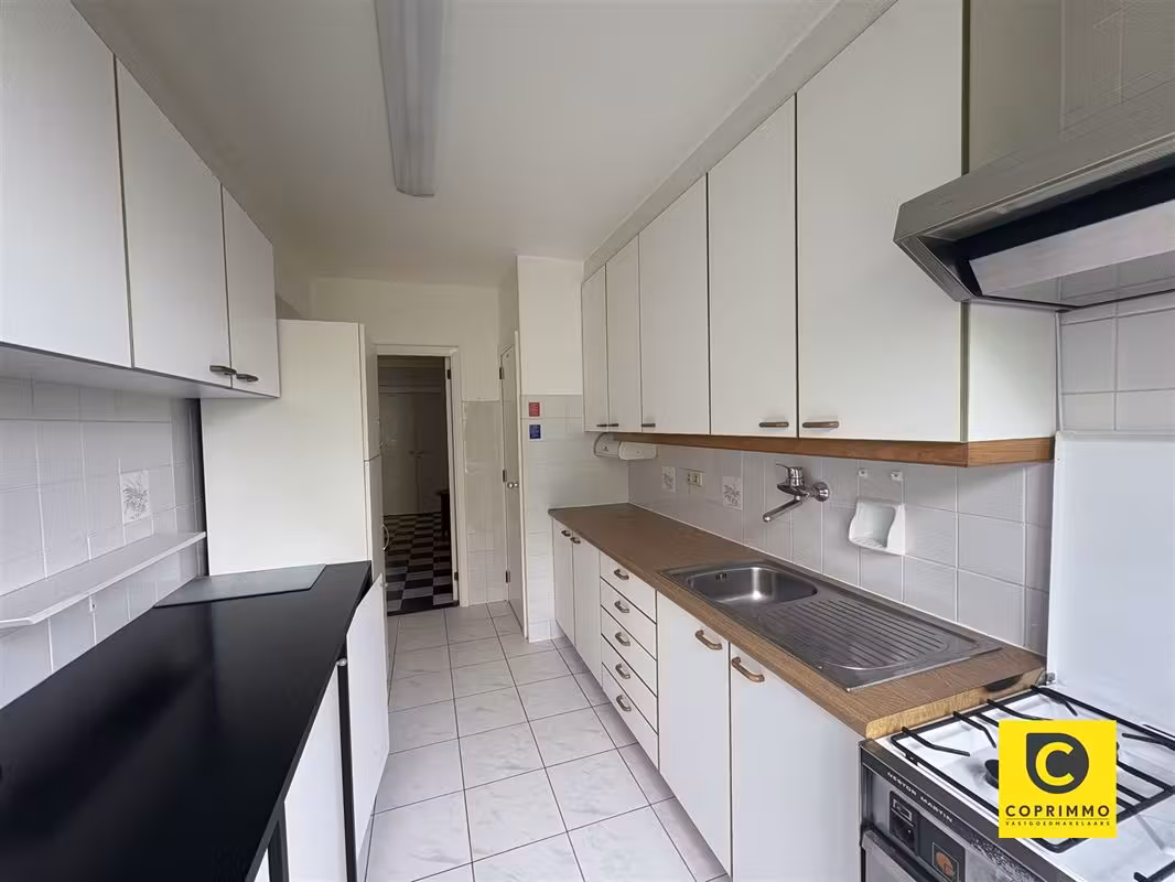 Spacious 3-bedroom apartment with terrace in Berchem - 15