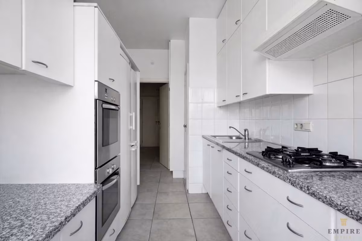Appartement spacieux et lumineux avec 2 terrasses et place de parking - 5
