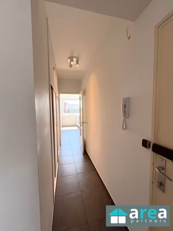 Instapklaar appartement met 2 slaapkamers, terras en garage - 13