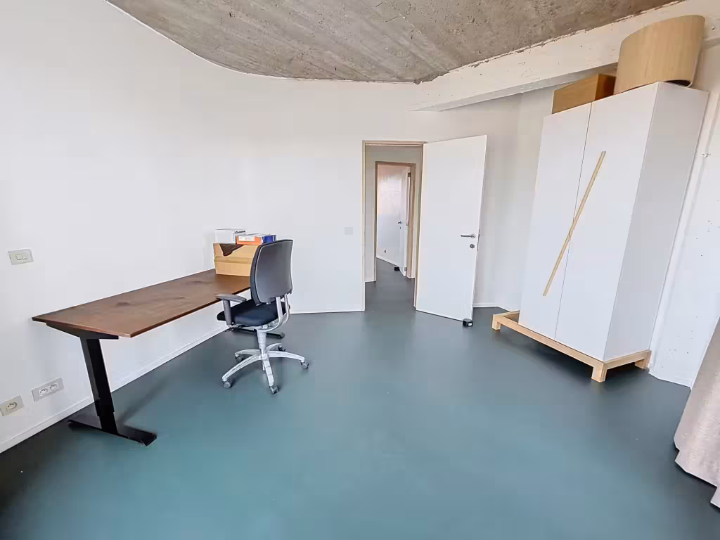 Energy-efficient 3-bedroom penthouse in Anderlecht - 14