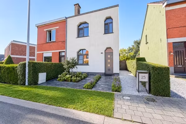 Maison semi-ouverte rénovée avec jardin - 2
