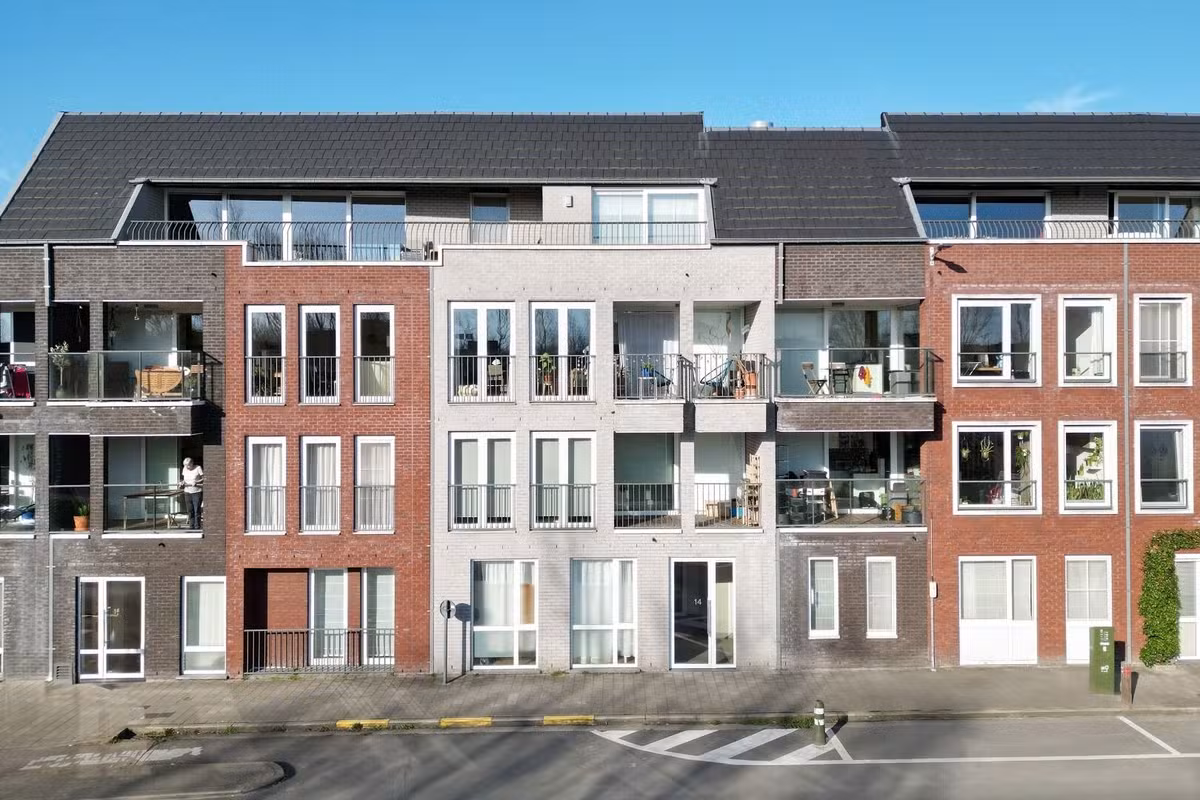Two-bedroom apartment with terrace - 9