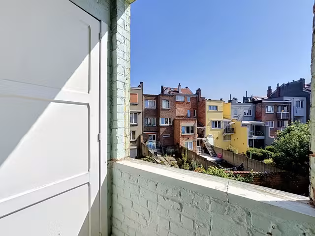 Bel appartement rénové à Jette - 3